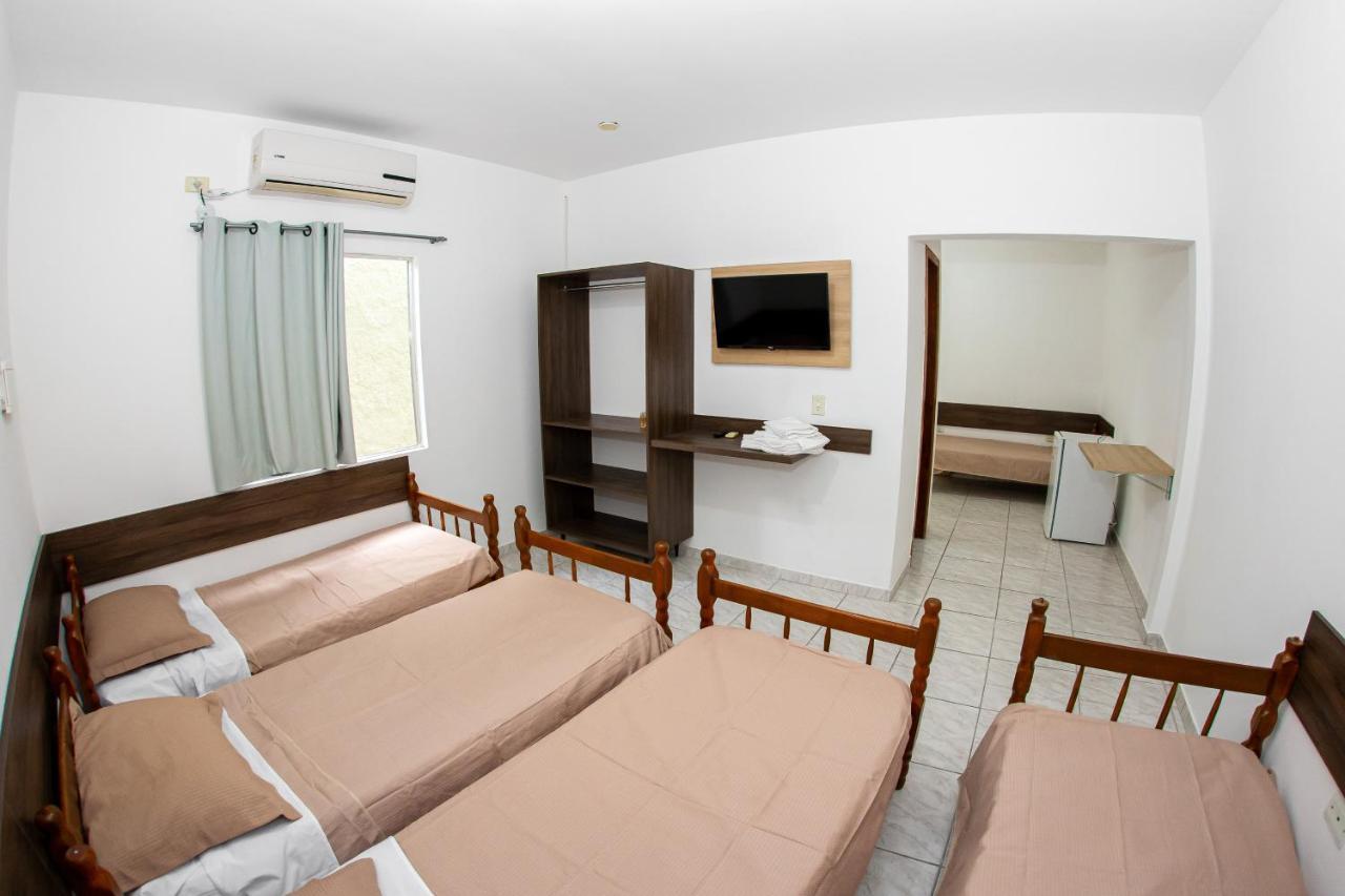 Casa Da Zeze Pousada & Hotel Itaboraí Esterno foto