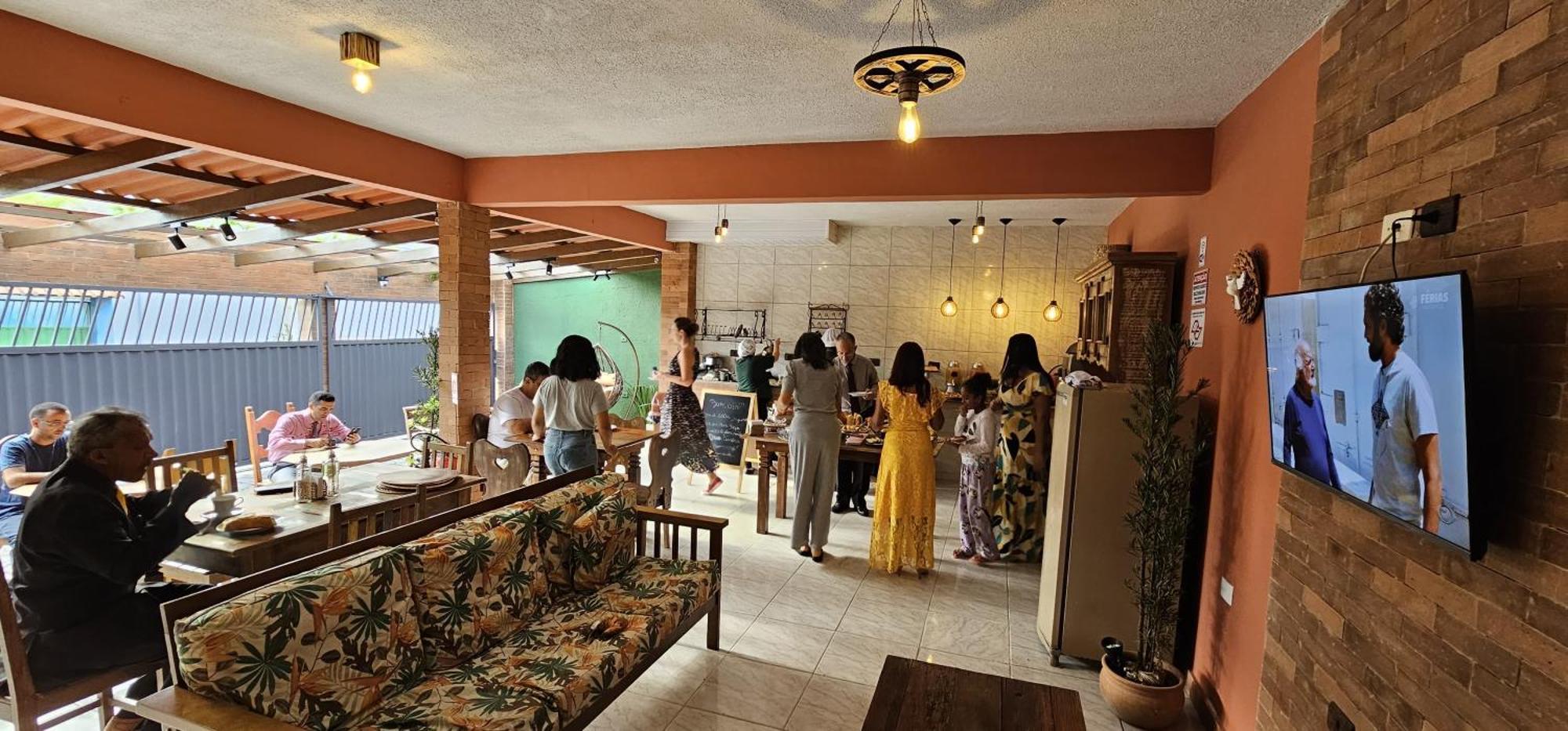Casa Da Zeze Pousada & Hotel Itaboraí Esterno foto